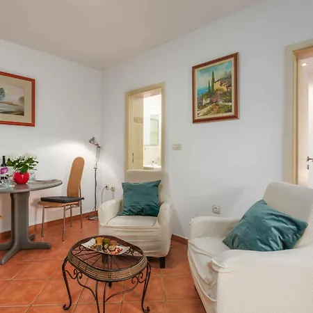 In With One-bedroom 28 Porec