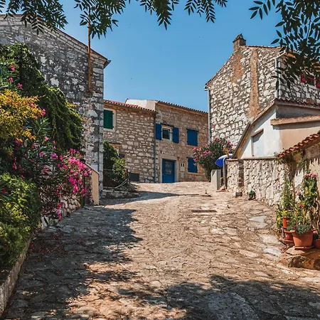 Lejlighed In With One-bedroom 28 *