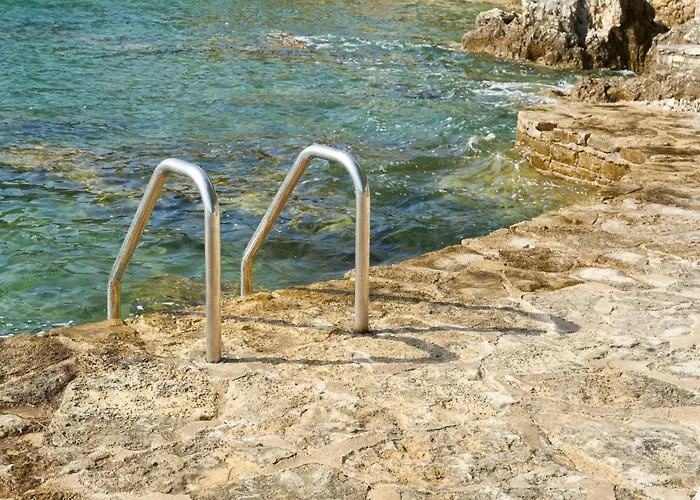 In With One-bedroom 28 Lägenhet